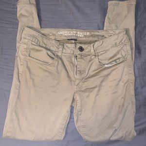 Khaki American Eagle Jeggings